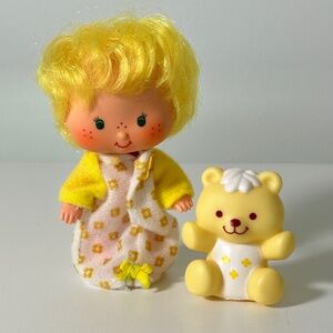 Vintage 80s Strawberry Shortcake Buttercookie Doll + Jelly Bear Pet (21C)